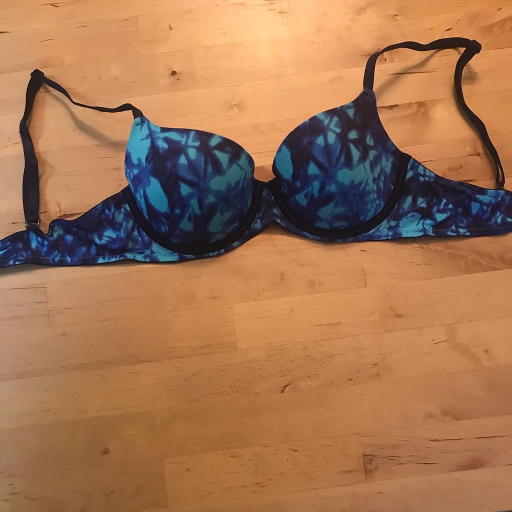 PINK Ladies 34B Bra